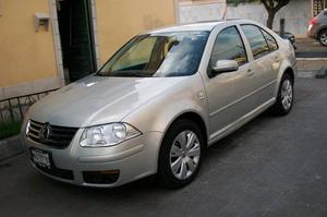 Volkswagen Jetta Clásico 2.0 Cl 5vel Aa Mt