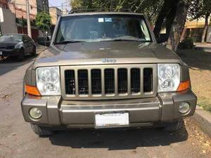 Jeep Commander 4.7 Limited, 4x2 Mt 
