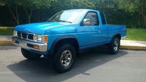 Nissan 4x4 Standar Pick Up 4 Cilindros Impecable