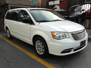 Chrysler Town & Country  Impecable Posible Cambio Remato