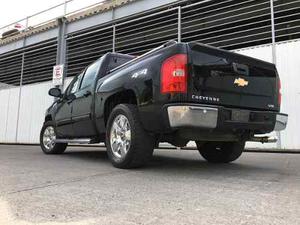 Chevrolet Cheyenne  Crew Cab B 4x4 Mt