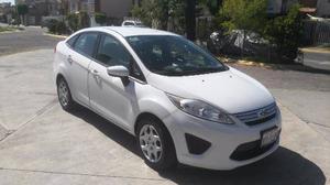 Ford Fiesta 1.6 S 5vel Sedan Mt