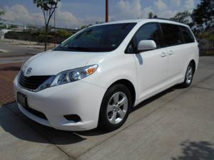 Toyota Sienna  Le Impecable Fac.original 74 Mil Km
