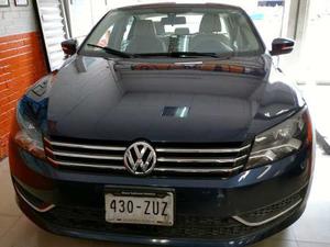 Volkswagen Passat 2.5 Sportline At Azul Noche 