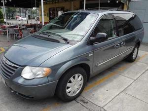 Chrysler Town & Country Excelente Piel Quemacoco Impecable