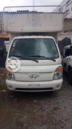 Hyundai h blanca caja grande