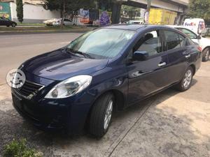 Versa 14 precioso