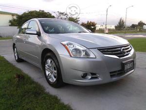 Altima  cilindros IMPECABLE