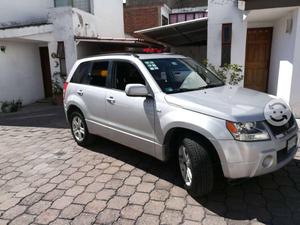 camioneta familiar Grand Vitara