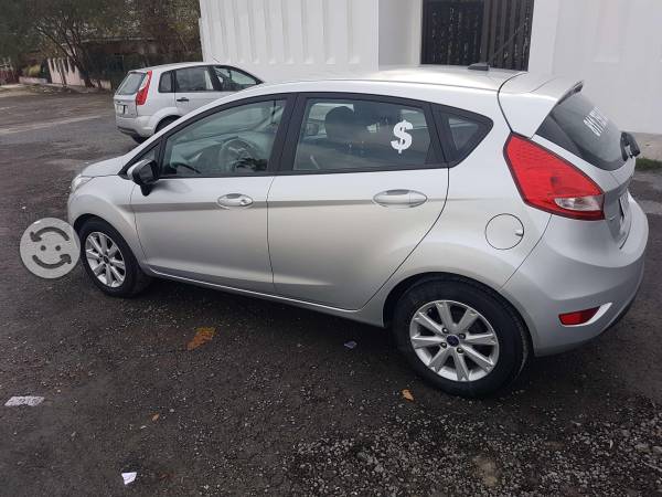 Ford Fiesta SE