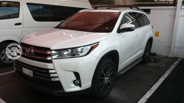 Toyota Highlander limited  agencia
