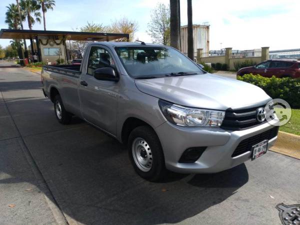 Toyota Hilux caja larga