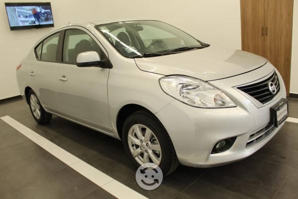 Nissan Versa 4p Advance 5vel