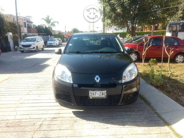 Renault Sandero electrico con aire