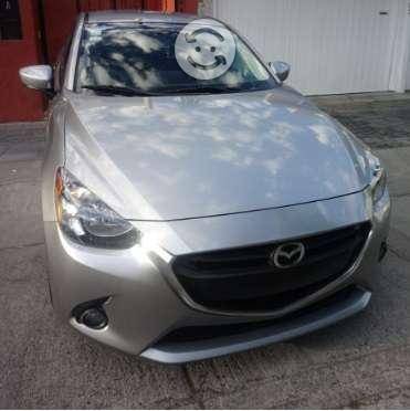 Mazda 2 i touring, U