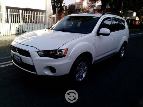 Outlander xls 4 cilindros impecable