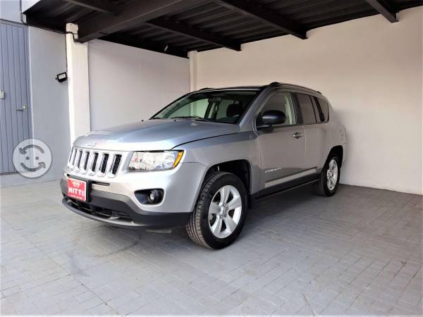 Jeep compass latitude  impecable!!!