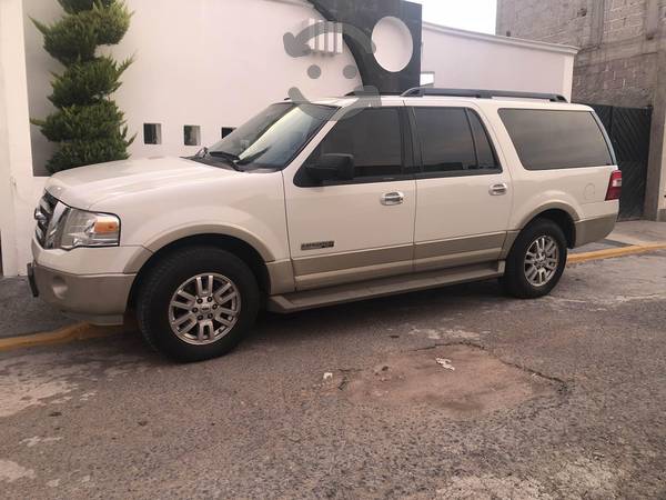 camioneta Ford Expedition