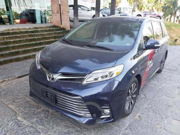 Toyota sienna xle limited