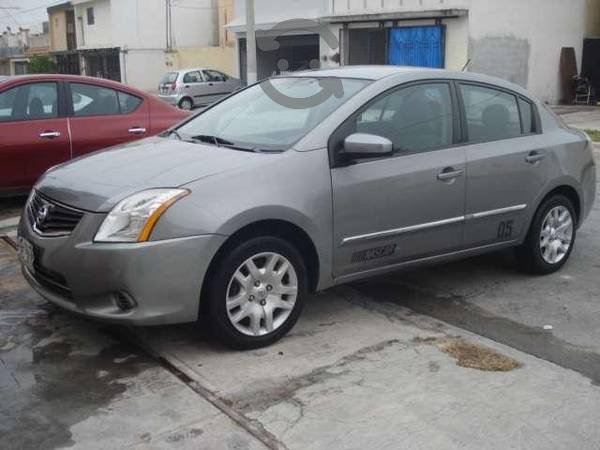 Sentra  en buenas codiciones