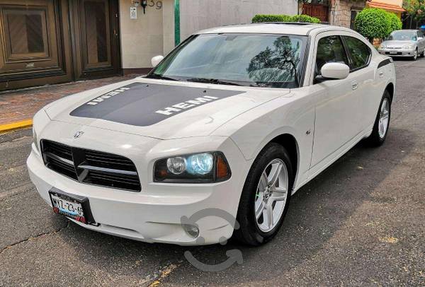 Charger,RT,Quemacocos,V8,Xenon,Piel,Automatico