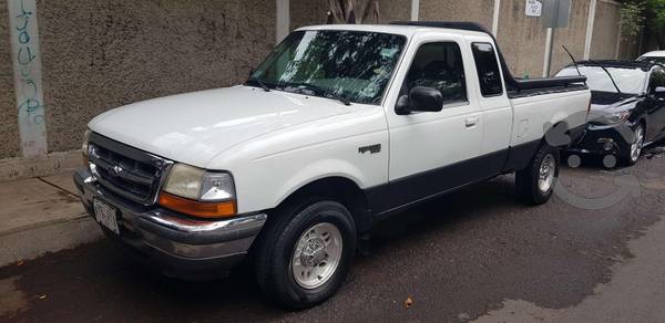 Camioneta ford ranger 