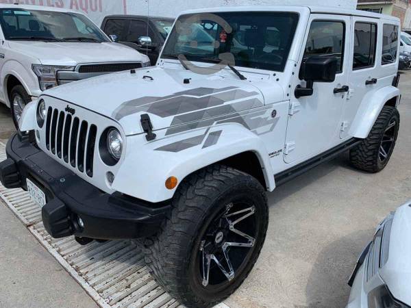 Jeep Wrangler 5p Unlimited Sahara Winter Ed. V6/3