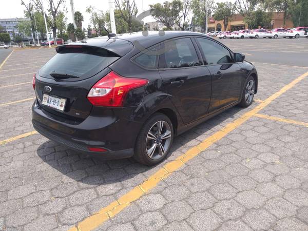 Ford Focus  Z2T Sport, ideal para Uber,
