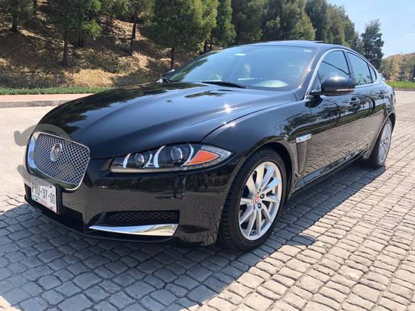 Jaguar XF  impecable piel QC como nuevo