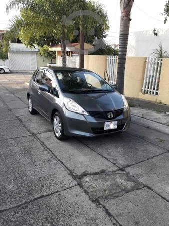 Honda fit  impecable