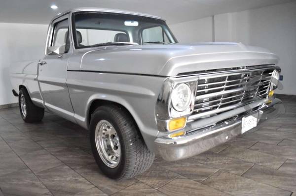 Camioneta Pick Up Ford 