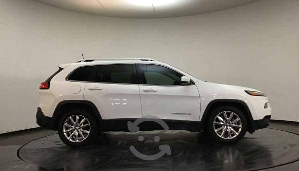 Jeep Cherokee Limited Premium / Combustible Gasol