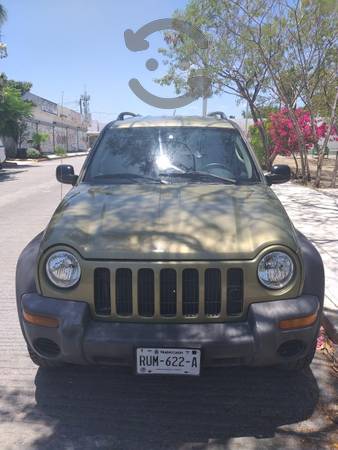Jeep Liberty 4X)