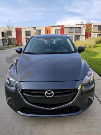 Mazda 2 sedan  i touring std