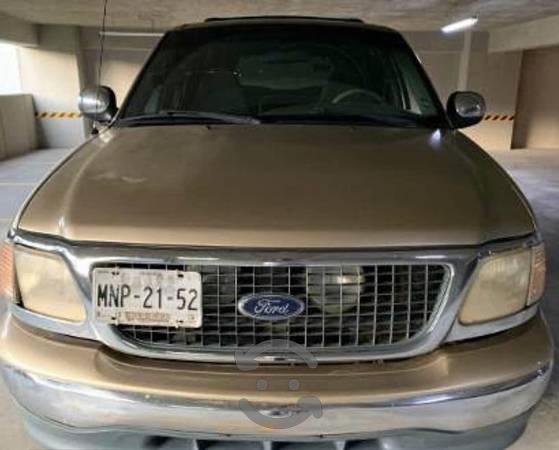 FORD EXPEDITION XLT 3 Filas
