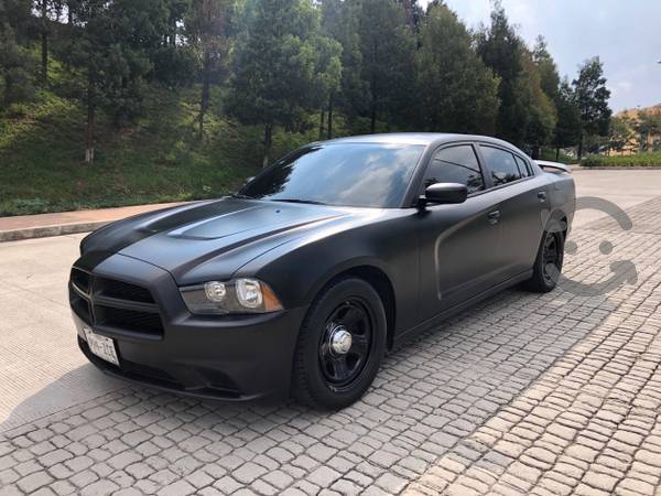 Dodge Charger  Police V8 5.7L excelente estado