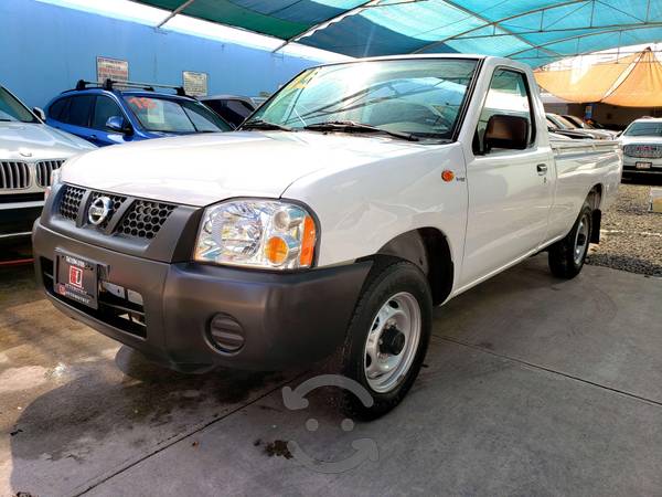 Nissan Np300 pickup, factura agencia, impecable
