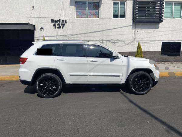 Impecable Grand Cherokee