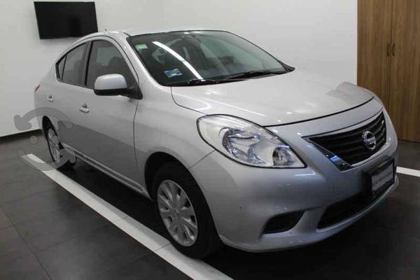 Nissan Versa 4p Sense 5vel