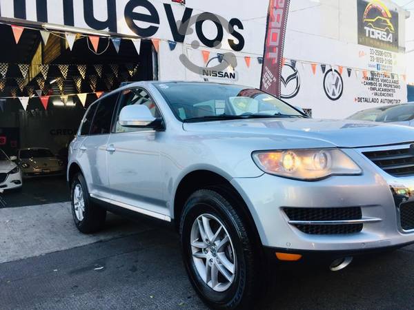 Excelente Volkswagen Touareg 