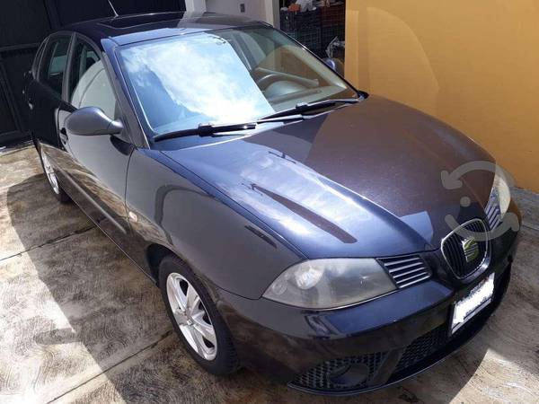 SEAT CORDOBA  NEGRO