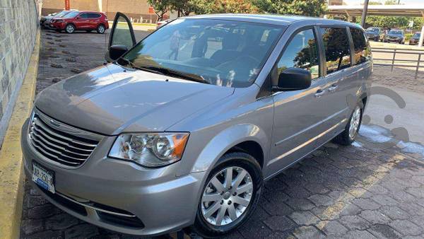 Se vende Town TOWN & COUNTRY 