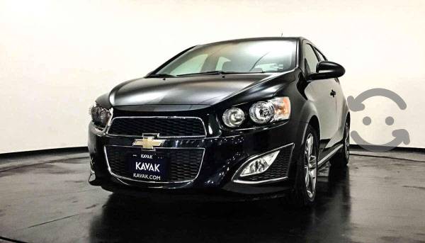 Chevrolet Sonic Hatch Back RS / Combustible Gasol