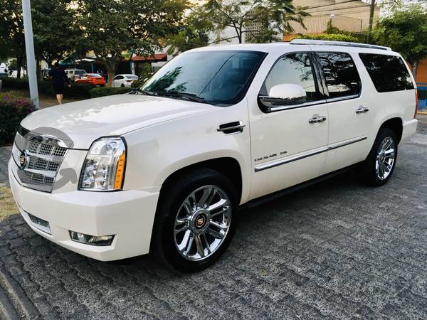 Cadillac Escalade ESV