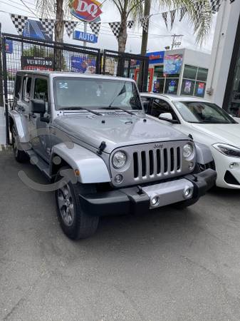 Jeep Wrangler Sahara