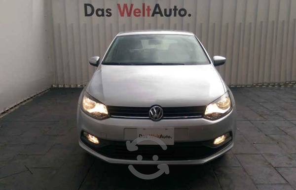 Volkswagen Polo 5p Design & Sound L4/1.6 Aut