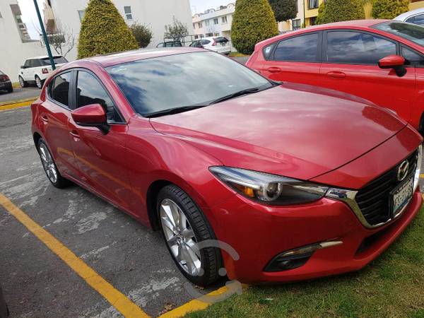 Impecable Mazda 3 s Grand Touring Aut HB