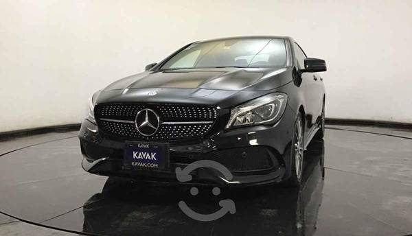  - Mercedes Benz Clase CLA Coupe  Con Gar