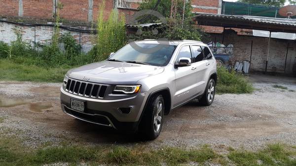 Grand cherokee  en excelentes condiciones. en Zapotlán