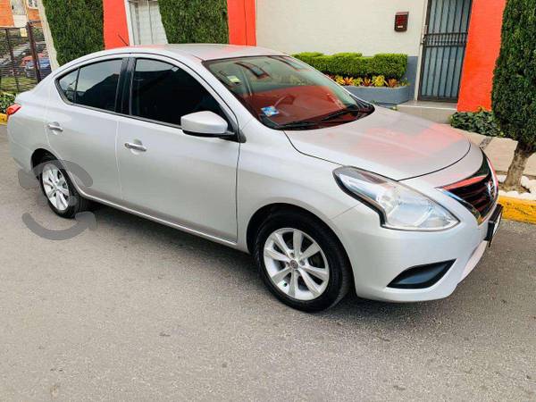 Nissan Versa  en Miguel Hidalgo, Ciudad de México por